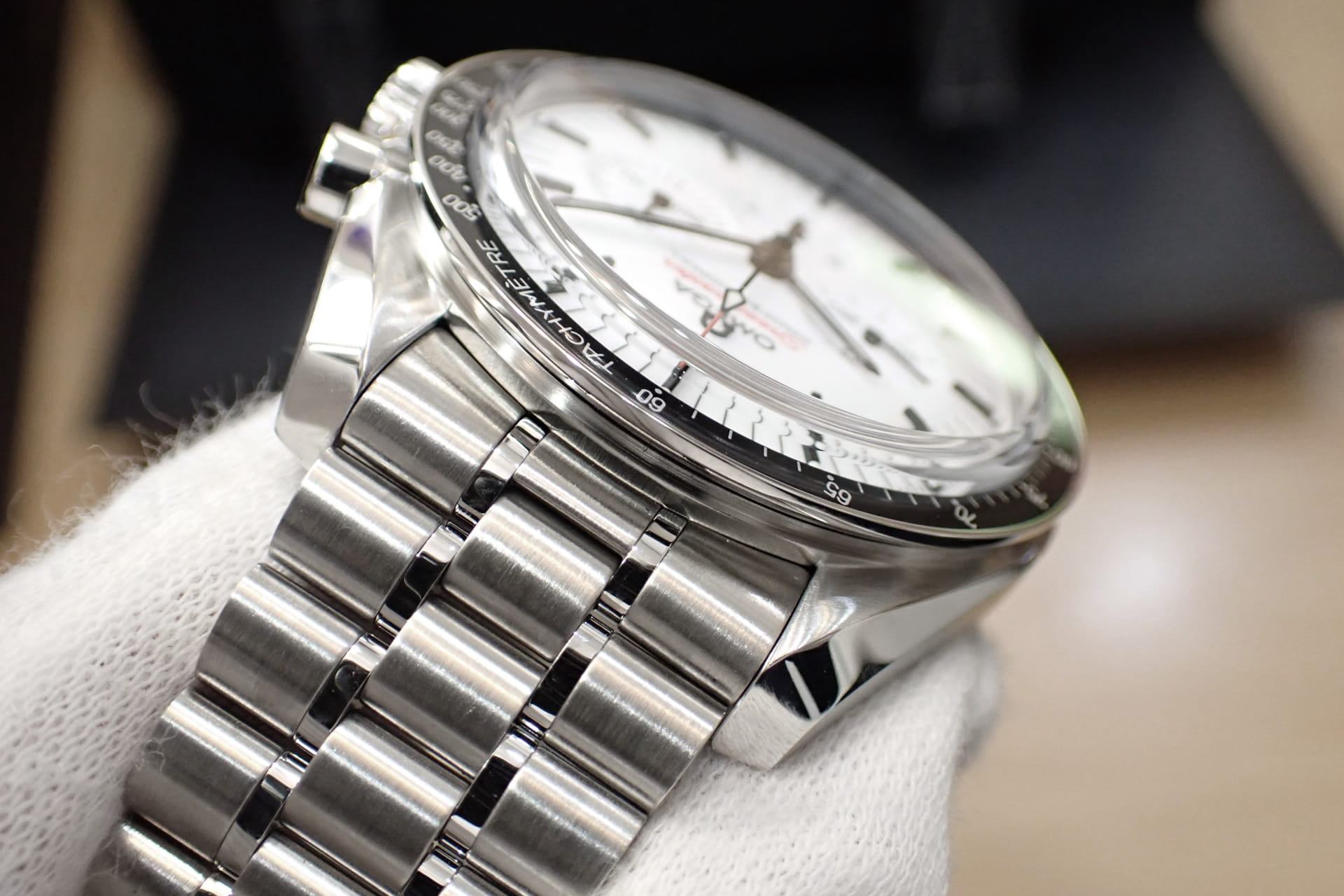 OMEGA/オメガ スピードマスター ムーンウォッチ プロフェッショナル コーアクシャル マスタークロノメーター Ref.310.30.42.50.04.001 白文字盤