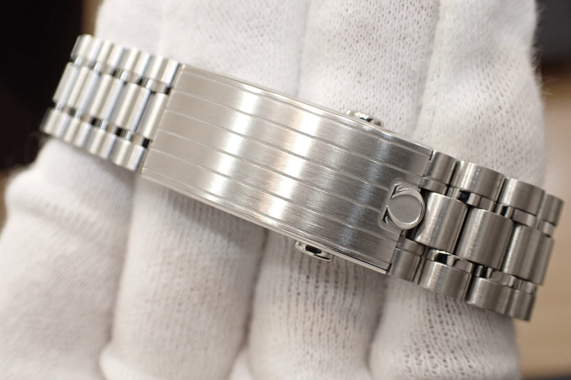 OMEGA/オメガ スピードマスター ムーンウォッチ プロフェッショナル コーアクシャル マスタークロノメーター Ref.310.30.42.50.04.001 白文字盤