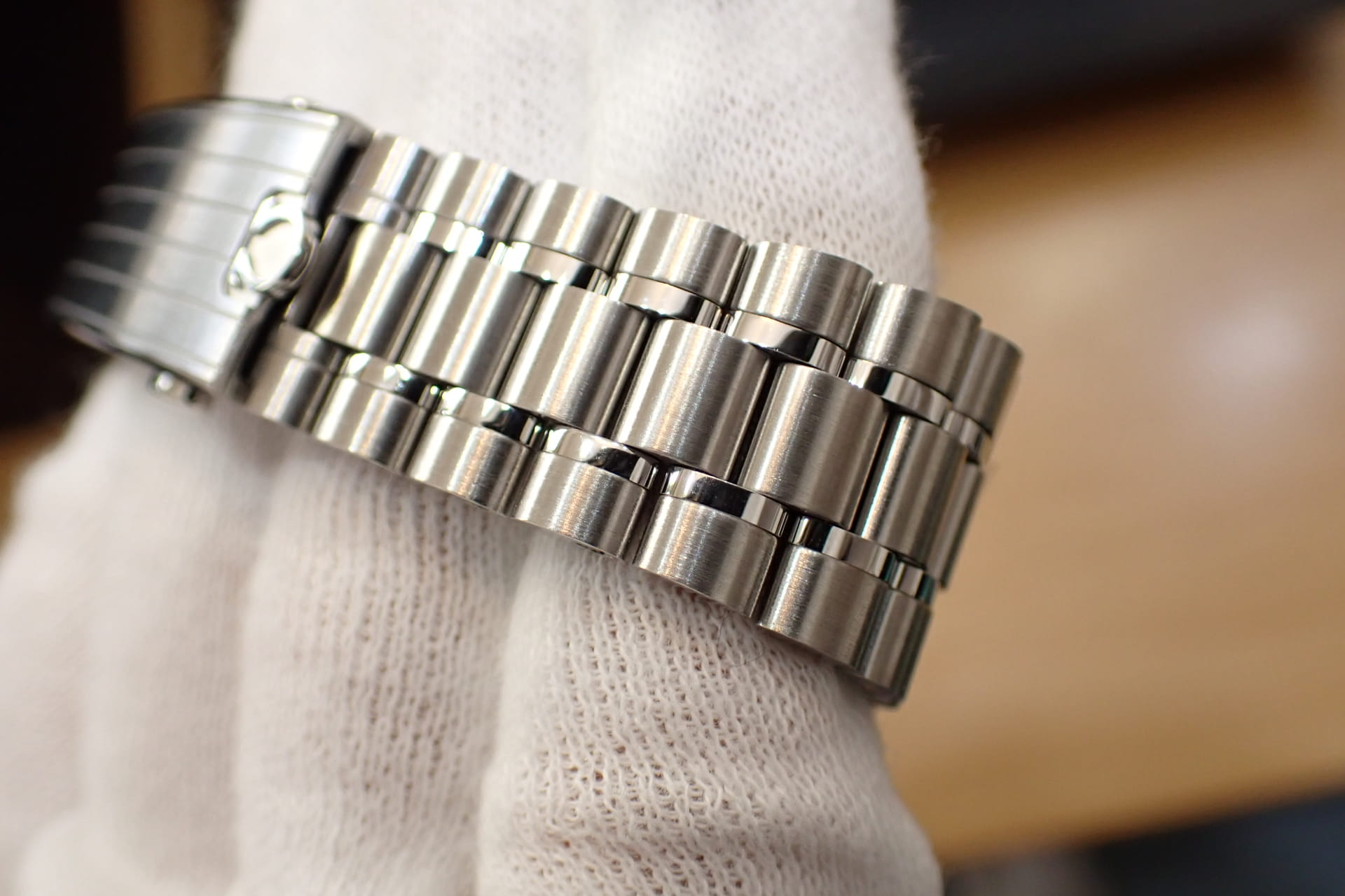 OMEGA/オメガ スピードマスター ムーンウォッチ プロフェッショナル コーアクシャル マスタークロノメーター Ref.310.30.42.50.04.001 白文字盤