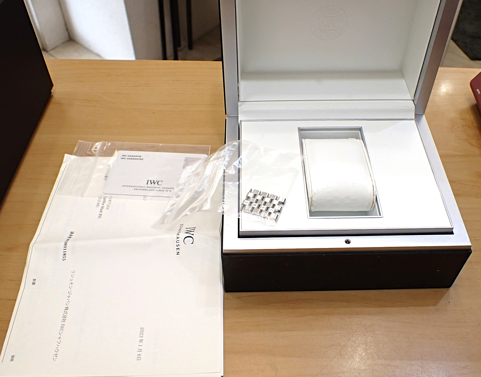 IWC パイロットウォッチ スピットファイヤー マークXVI Ref.IW325502　メーカー純正ブレスレット付きモデル